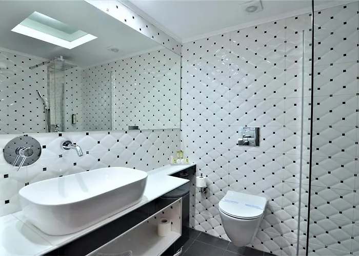 Grand Thassos 리메나리아